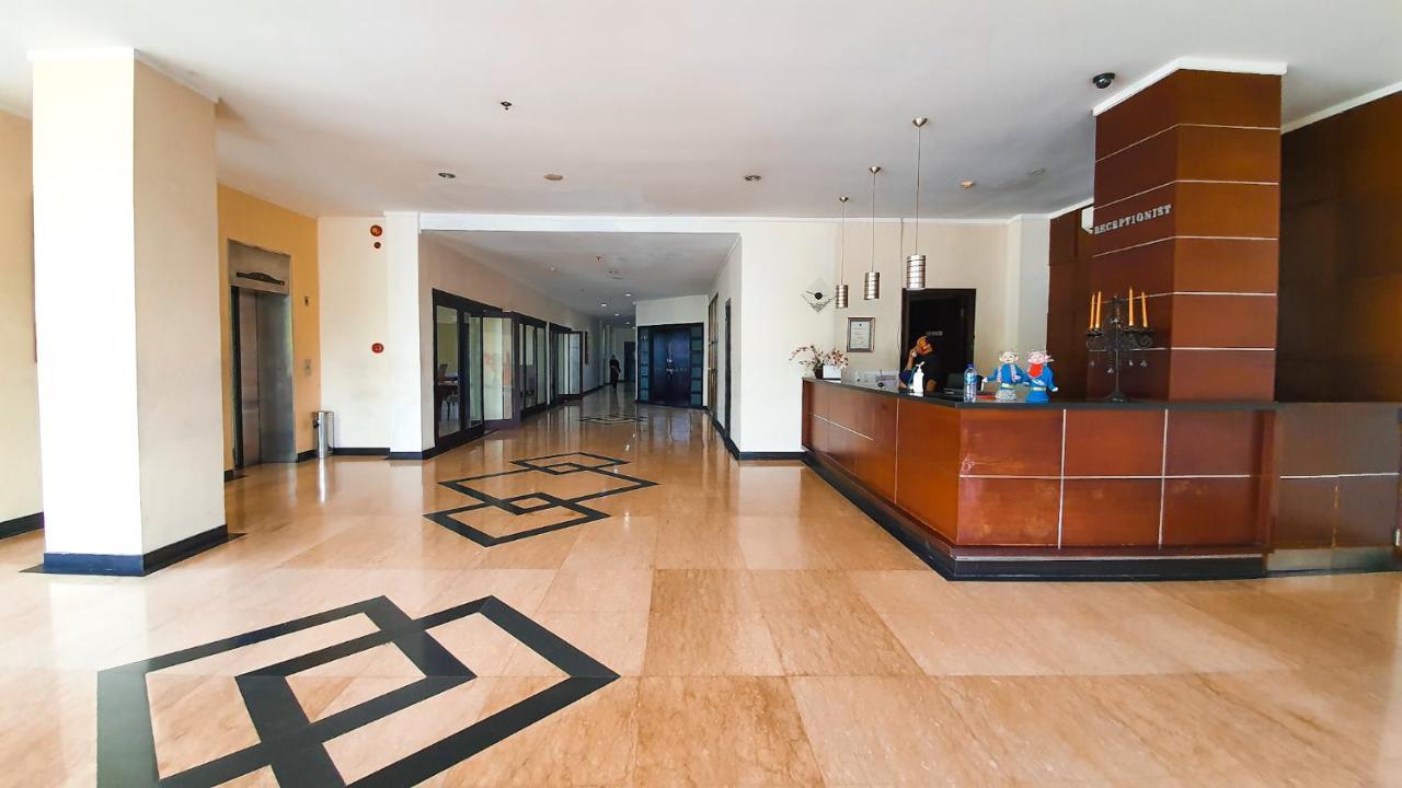 N1 Hotel Tanah Abang Jakarta Exteriör bild