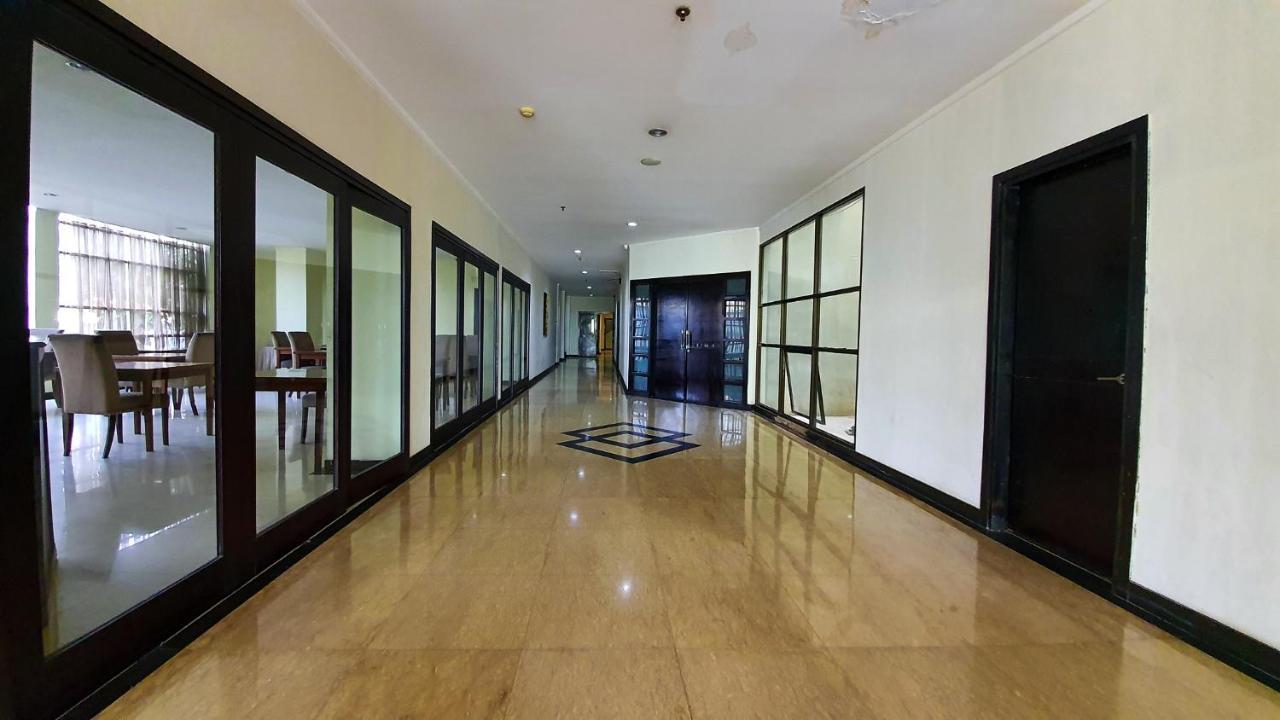 N1 Hotel Tanah Abang Jakarta Exteriör bild